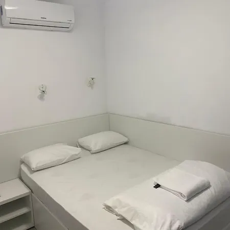 Apartment In Little
